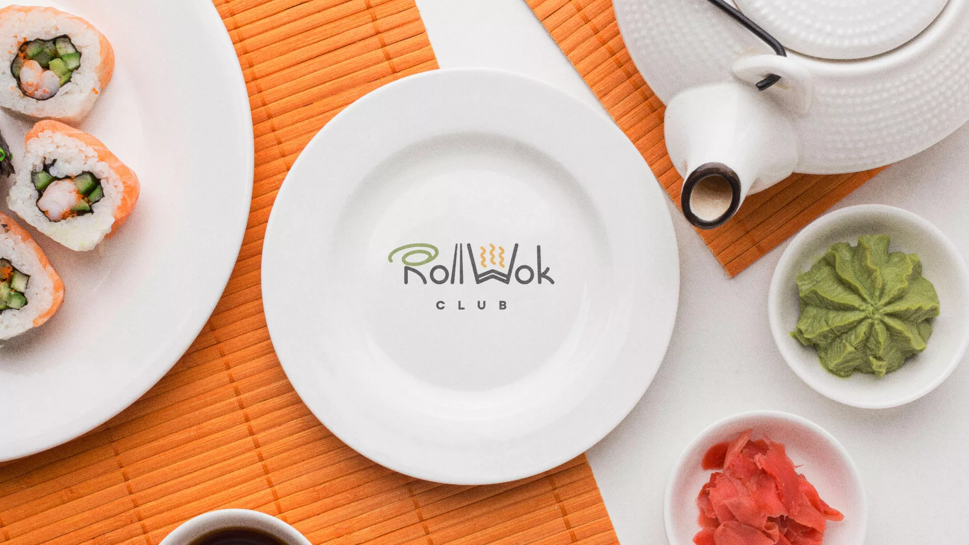 Разработка логотипа и фирменного стиля в Невельске для суши-бара «Roll Wok Club» Разработка логотипа и фирменного стиля в Невельске для суши-бара «Roll Wok Club»